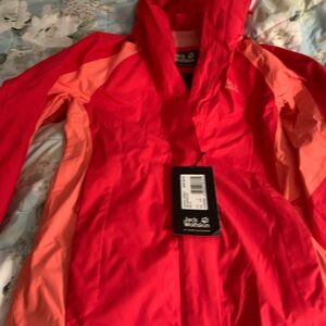Jack Wolfskin Vibrant Red Outdoor Jacket